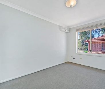 Spacious Three Bedroom House in Great Location - Photo 2