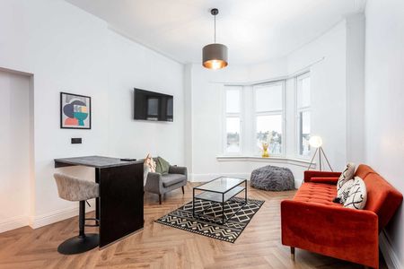 Main Street - Photo 3