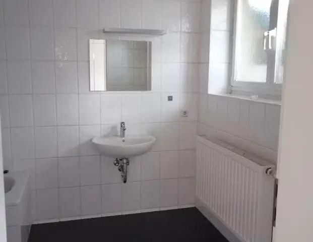 Attraktive 1 Zimmerwohnung mit großer separater Wohnküche und Terrasse - Photo 1