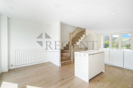 3 bedroom apartment to rent - Photo 2