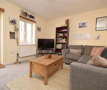 2 bedroom semi-detached house to rent - Photo 2