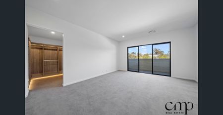 Luxury Living In The All New Norman Estate! - Photo 2