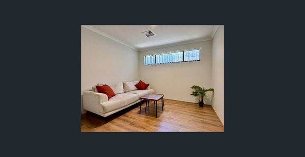 Attractive 4x2 home in whisper quiet location! - Photo 1