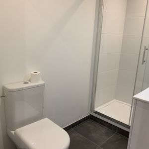 Beau T2 DE 35 M² – PROCHE LYCÉE VALADON- LIMOGES – LOCATION – BEGIP - Photo 2