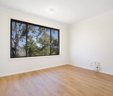 Charming Family Home with Space, Potential & Convenience - Photo 6