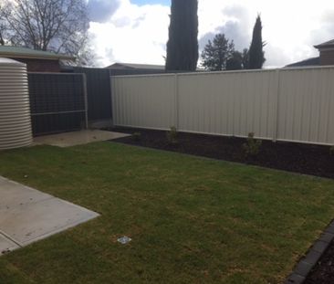 Modern 3-Bedroom Home in a Quiet, Convenient Location - Photo 2