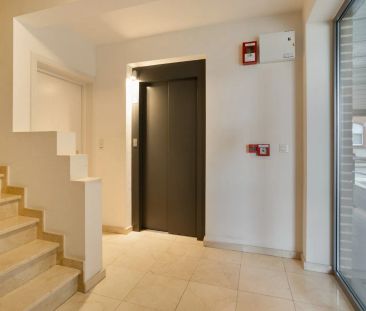 Duplex-appartement met 2 slaapkamers, autostaanplaats, kelderbergin... - Foto 6
