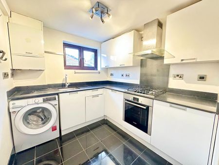 1 bedroom apartment to rent - Photo 2