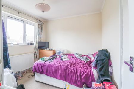 3 bed semi-detached house to rent in Spinney Drive, Nuneaton, CV13 - Photo 4