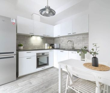 WŁOCHY blisko PKP Oddzielna kuchnia Garaż 45 m² - Photo 5