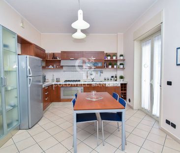 Appartamento in Affitto a Aci Castello - Photo 4