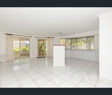 Your Dream Rental: Spacious & Perfect for Families! - Photo 4