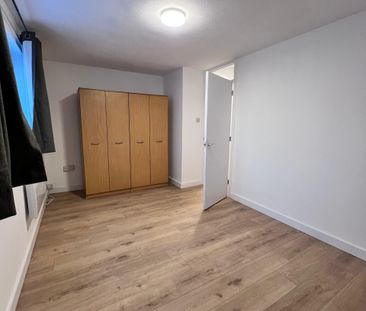 Two Bedroom Flat- Pinner HA5 - Photo 1