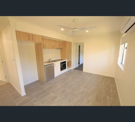 62B Perignon Cct, Beachmere, Qld 4510 - Photo 4