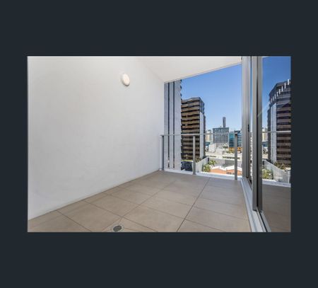 303/959 Ann Street, Fortitude Valley, Qld 4006 - Photo 3
