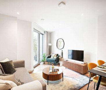 Bloom East, Nine Elms Lane, SW11, London - Photo 6