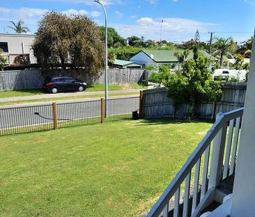 Sunny & warm with fantastic views. Pet friendly. - Photo 4