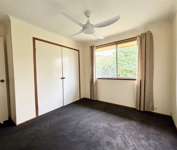 Outskirts of town. - Photo 3