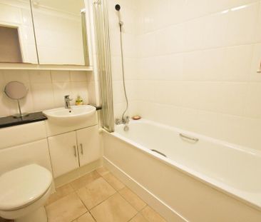 2 bedroom apartment to rent - Photo 6