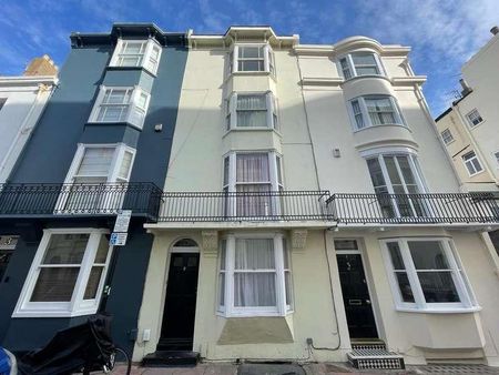 Burlington Street, Brighton, BN2 - Photo 3