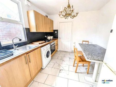 Derby Road, Enfield, EN3 - Photo 4
