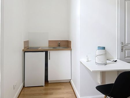 Appartement à louer - REIMS- HYPER CENTRE - Photo 3