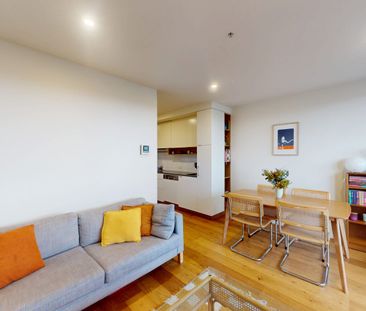 Stylish Urban Living in the Heart of Northcote - Photo 1