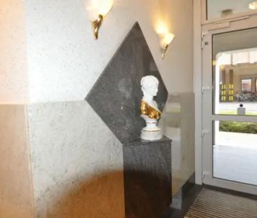 Ruim appartement met terras en 2 slaapkamers - Foto 1