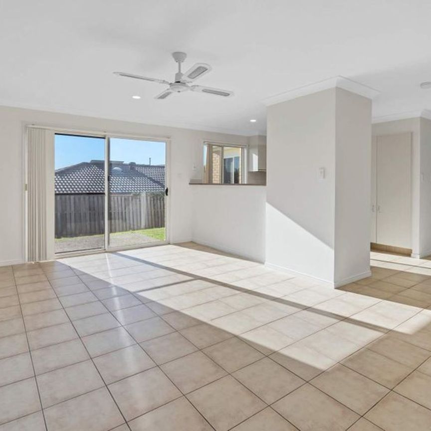 71 Billinghurst Crescent, 4209, Upper Coomera Qld - Photo 1