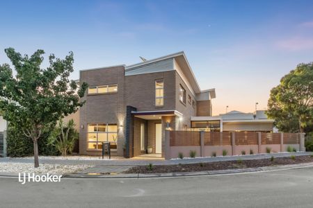 Live Large, Entertain Bigger - Stunning Family Home in Mawson Lakes. - Photo 5