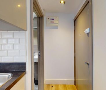 Studio Flat, Drakes Courtyard, NW6 - Photo 2