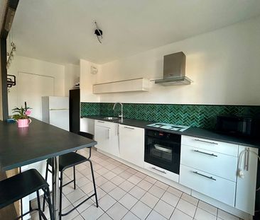 Location Appartement 2 pièces 46m² - Photo 3