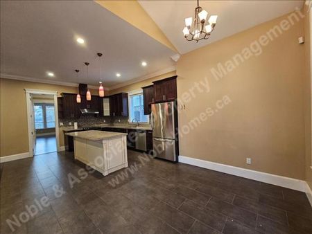 7XXX Gilley Avenue Burnaby - Photo 3