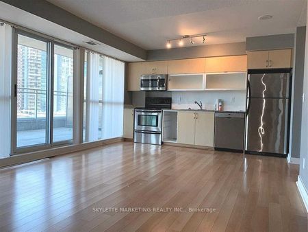 Zip Condos and Lofts , #610 - Photo 2