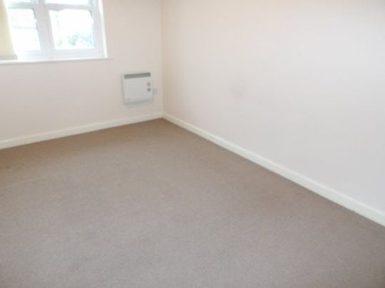 Ivegate Mews, BB8 - Photo 1