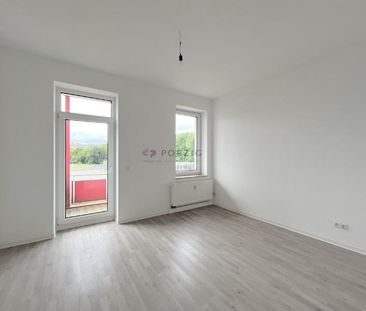 2-Raum-Traum - frisch saniert - riesiger Balkon - Photo 2