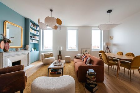 A louer appartement meublé de type 5/6 avec terrasse et vue Mer et Notre Dame de la Garde- Saint Savournin MARSEILLE - Photo 3