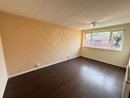 2 bedroom maisonette to rent - Photo 4