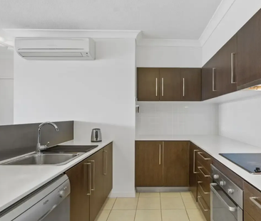 4403/12-14 Executive Drive, Burleigh Heads QLD 4220 - House For Ren... - Photo 6