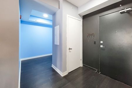 For Lease - 5260 Dundas St Street Unit# 306, Burlington, Ontario - Photo 4