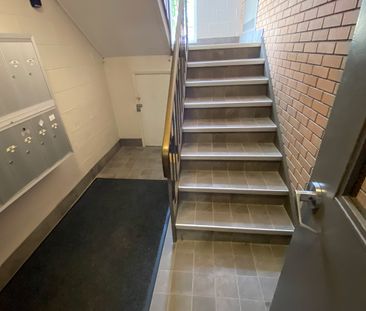 Unit 305 - Photo 2