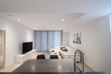 N310/659-669 Gardeners Road, Mascot NSW 2020 - Apartment For Rent | Domain - Photo 2