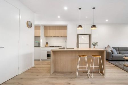 Stylish & Convenient Living in Prime Location - Photo 4