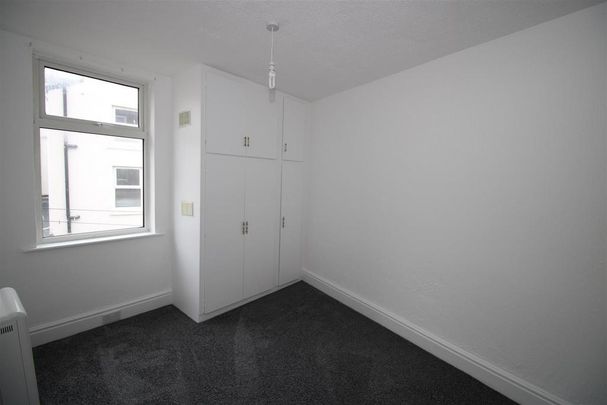 1 bedroom ground floor flat to rent - Photo 1