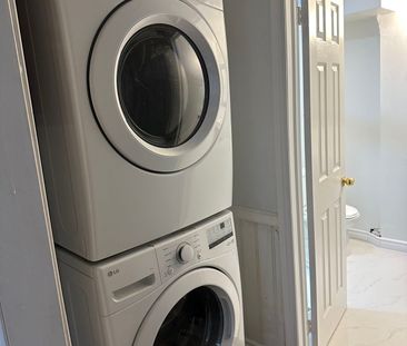 For Lease - 22 Hazelglen Court, Brampton, Ontario - Photo 3