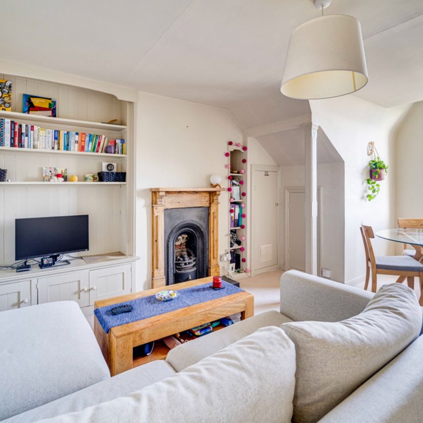 1 Bed Flat, Alexandra Park Road, N22 - Photo 1