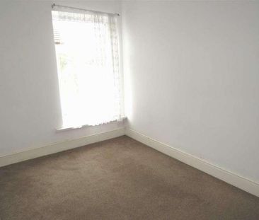 Penygraig Terrace, Ynysybwl, Pontypridd, CF37 - Photo 2