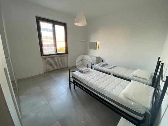 5 locali in affitto - Photo 1