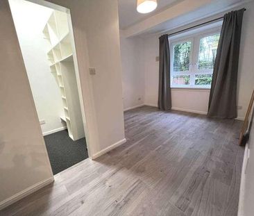 Earl Street, Glasgow, G14 - Photo 2