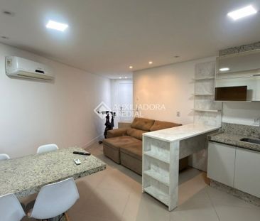 Studio com 1 quarto e 31m² para alugar em Beira Mar, Florianópolis. - Photo 1